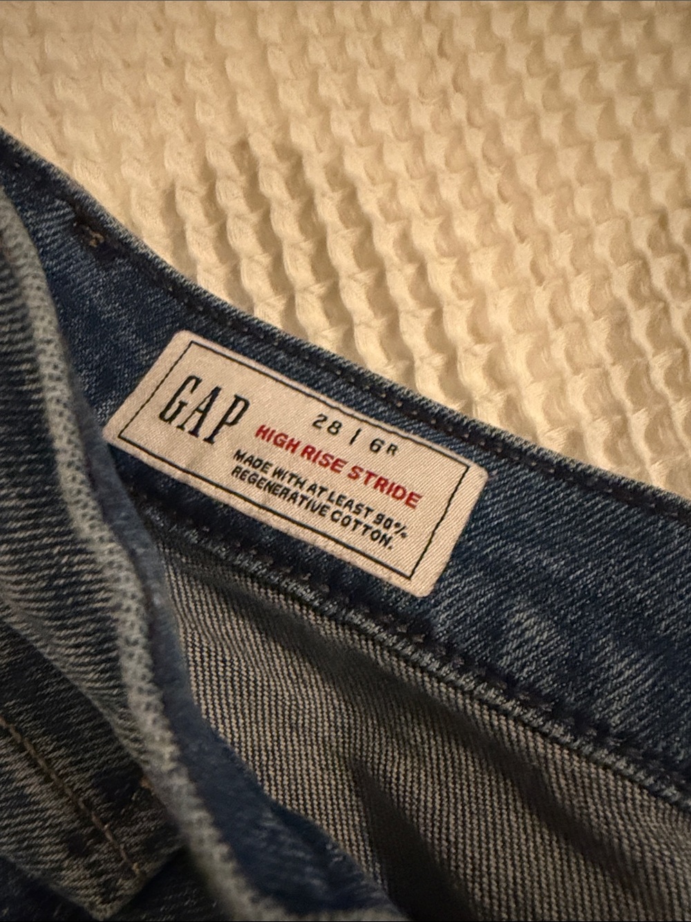 GAP Two-Tone Dark and Light Blue Wide-Leg Jeans - Picture 4 of 9